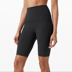 Brand New Lululemon Align SHR Shorts 10”